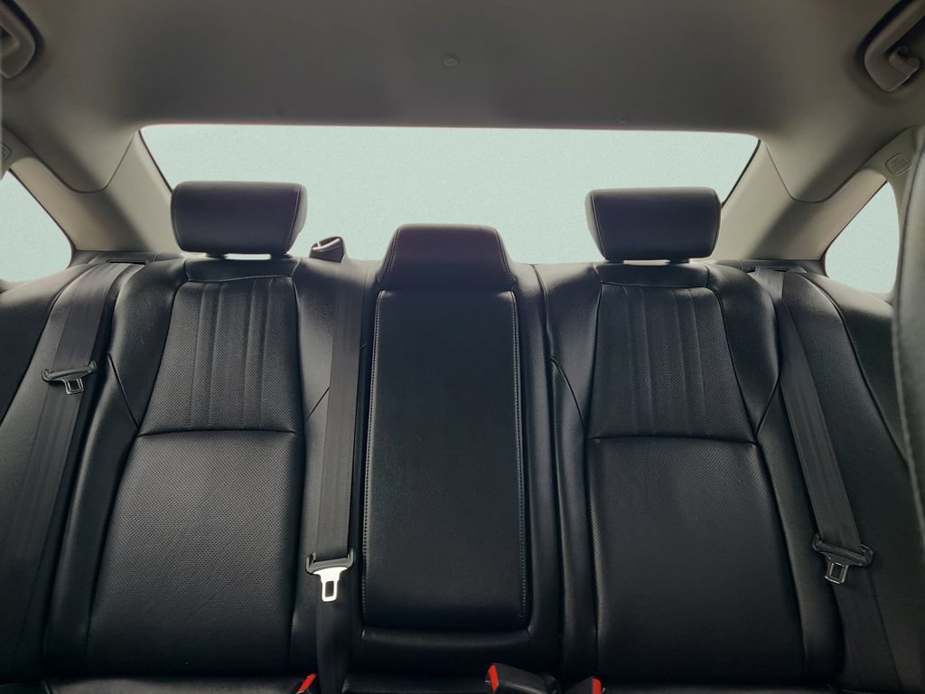Used 2021 Honda Accord Touring image 10