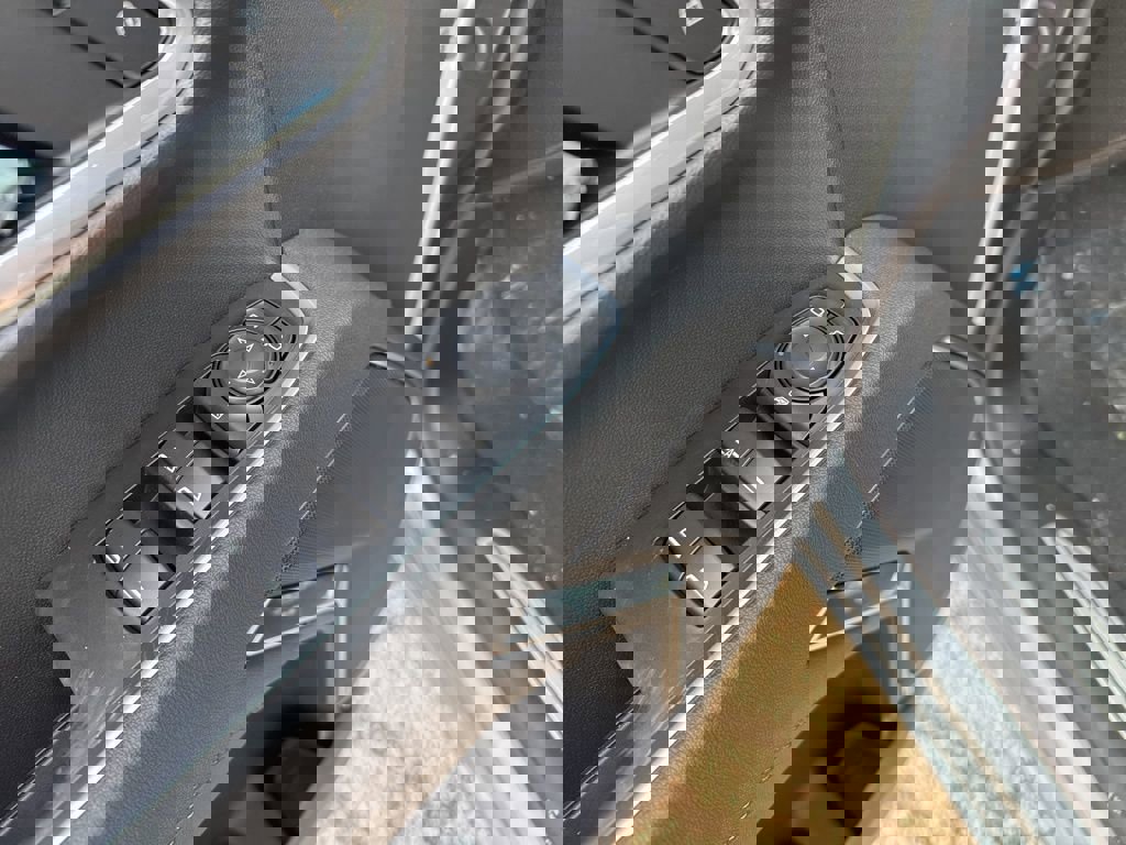 New 2026 Chevrolet Silverado 1500 LT image 18