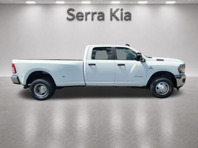 Used 2024 RAM 3500 Big Horn AWD/4WD image 6