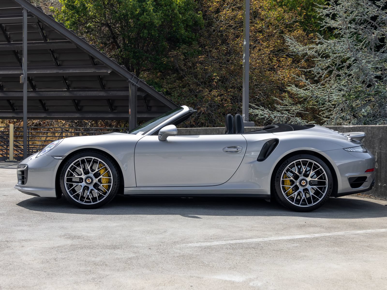 Certified 2015 Porsche 911 Turbo S AWD/4WD image 2
