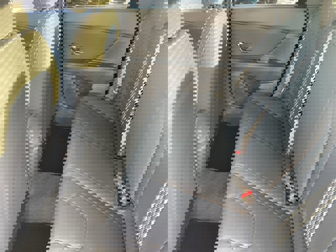 Certified 2022 Hyundai Elantra SEL w/ Convenience Package image 16