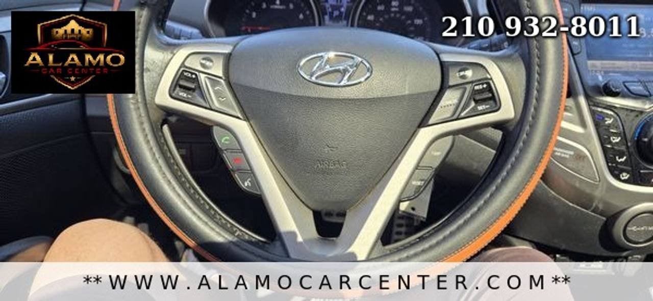 Used 2013 Hyundai Veloster w/ Style Pkg FWD image 28
