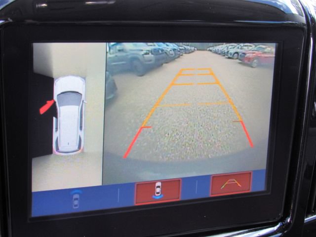 Used 2018 Chevrolet Traverse Premier w/ Driver Confidence II Package FWD image 27