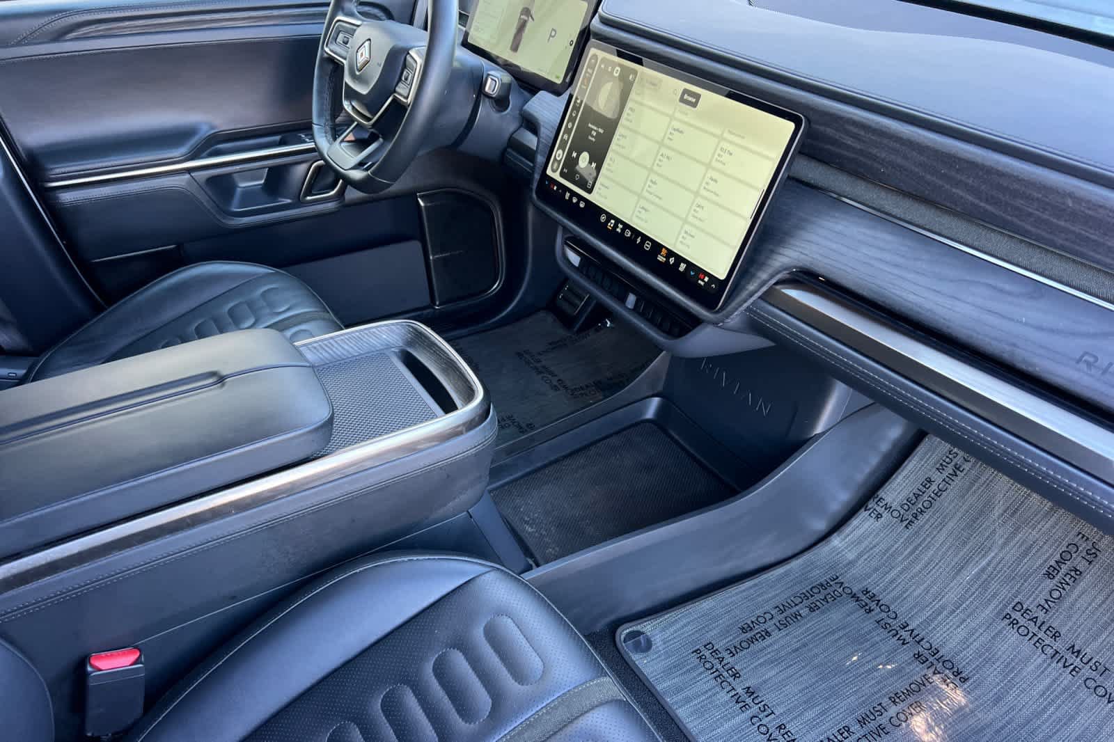 Used 2022 Rivian R1T Adventure AWD/4WD image 16