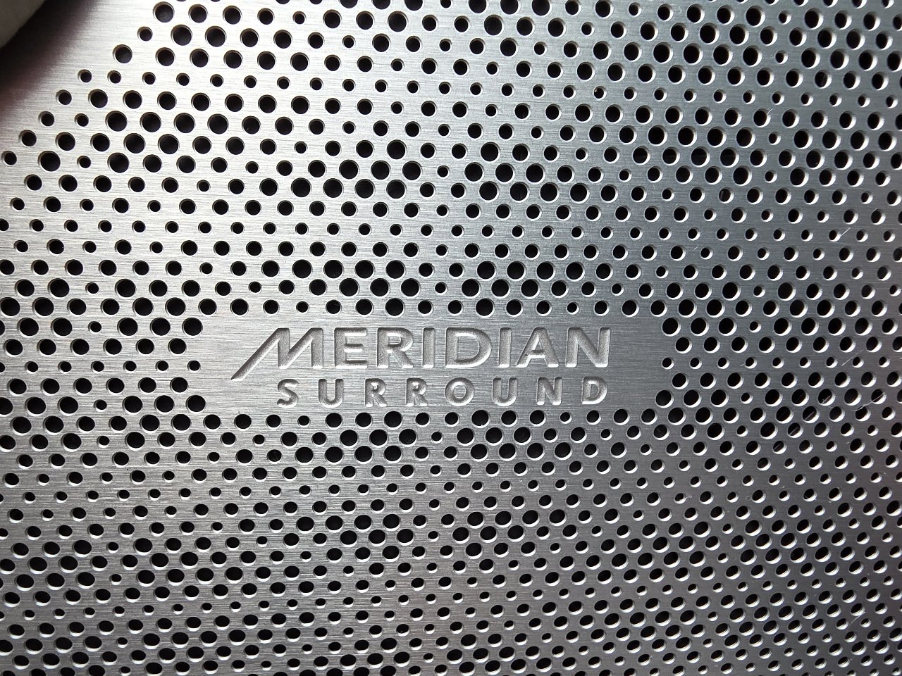 Used 2018 Land Rover Range Rover Velar S image 47