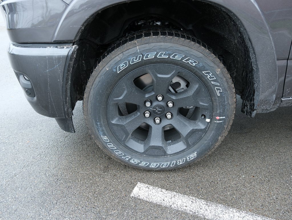 New 2026 RAM 1500 4x4 Crew Cab image 14