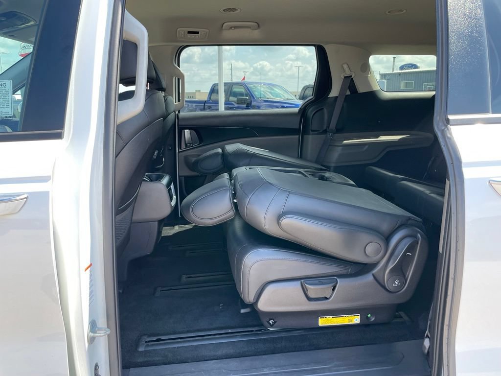 Used 2026 Kia Carnival LXS FWD image 45