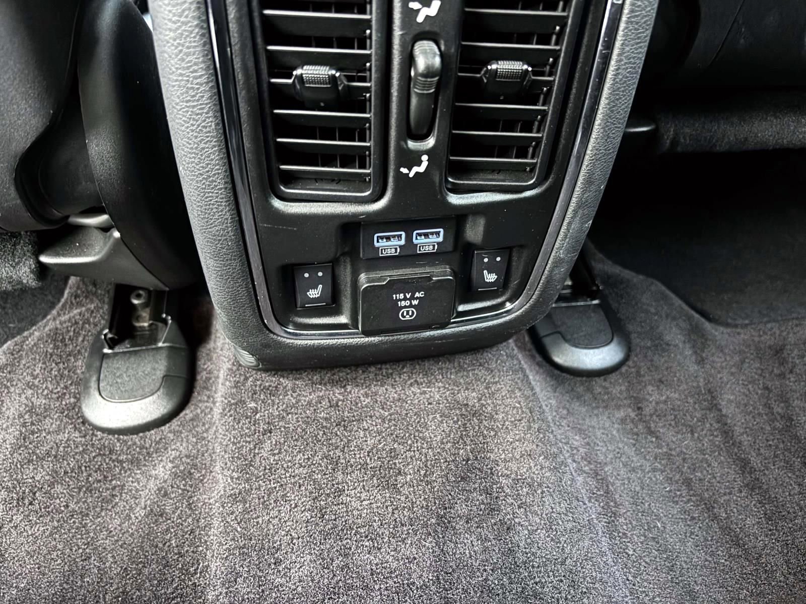 Used 2016 Jeep Grand Cherokee Limited AWD/4WD image 32