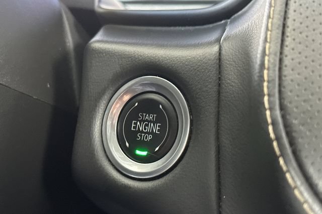 Used 2024 Chevrolet Tahoe Premier AWD/4WD image 25