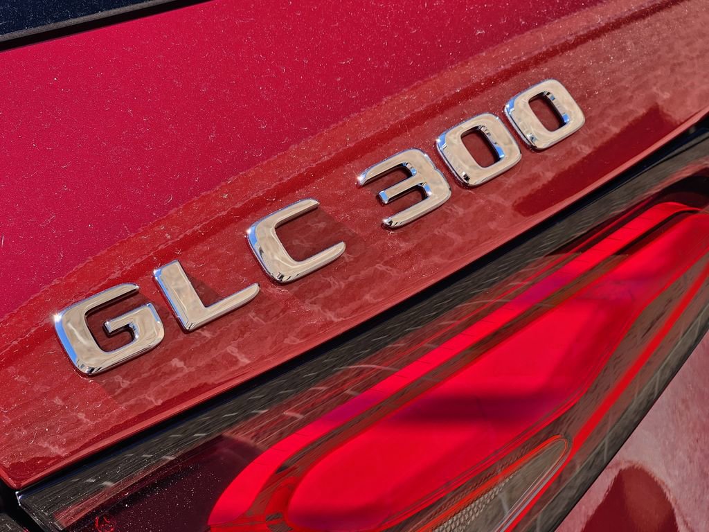 New 2026 Mercedes-Benz GLC 300 4MATIC image 11