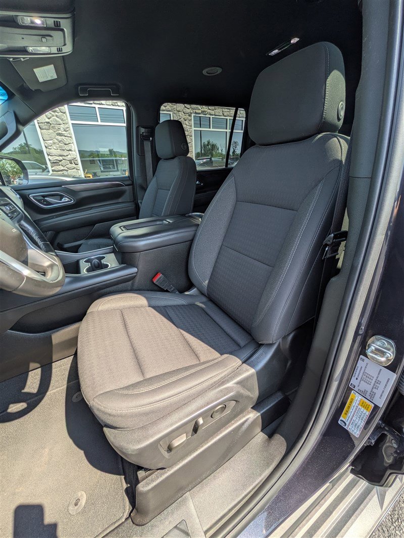 Used 2023 Chevrolet Suburban LS image 17