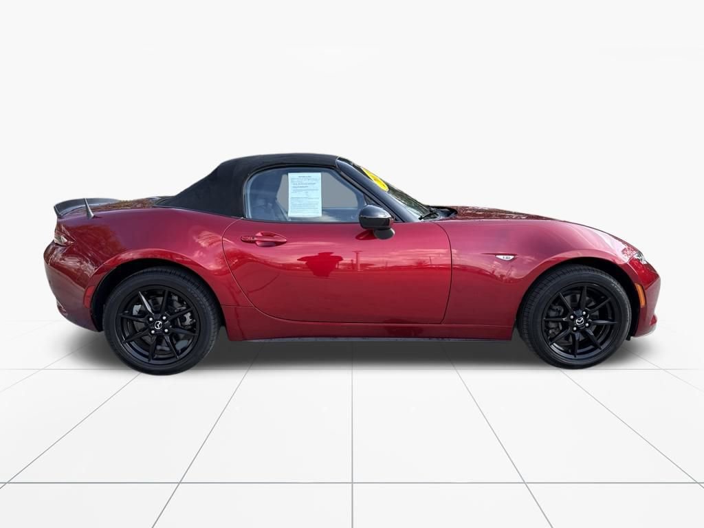 Used 2019 MAZDA MX-5 Miata Sport w/ I-ACTIVSENSE Sport Package image 10