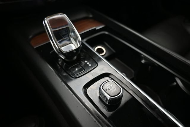 Used 2023 Volvo XC60 B5 Ultimate AWD/4WD image 10