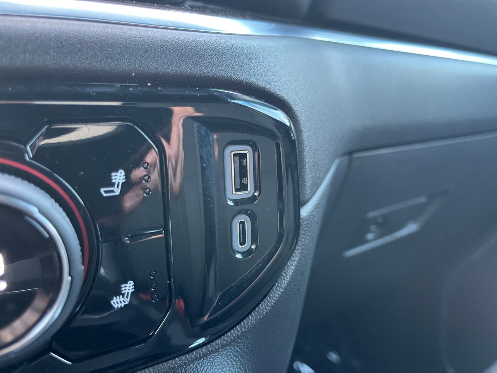 Used 2024 Chevrolet Silverado 2500 LT image 18