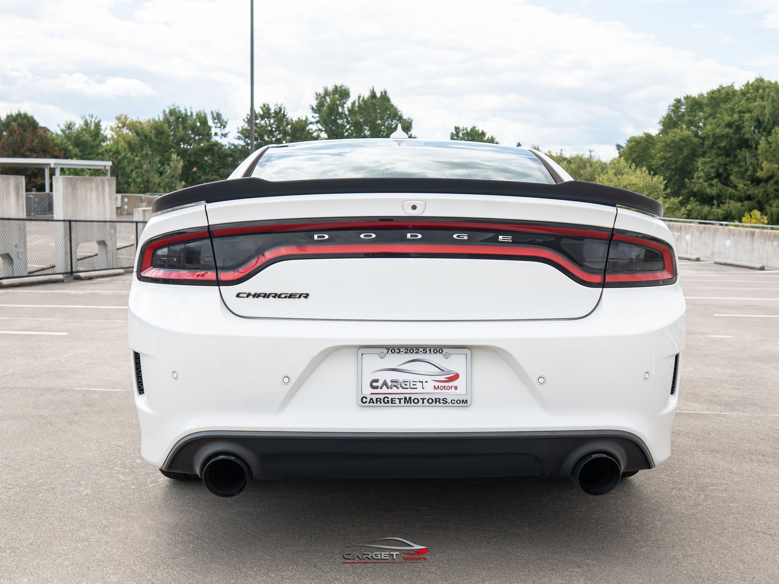 Used 2019 Dodge Charger Scat Pack RWD image 6