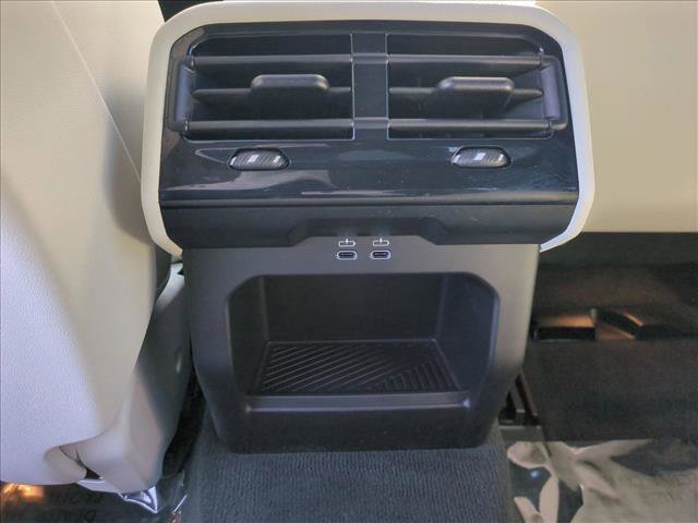 Certified 2024 BMW 530i w/ Premium Package RWD image 18
