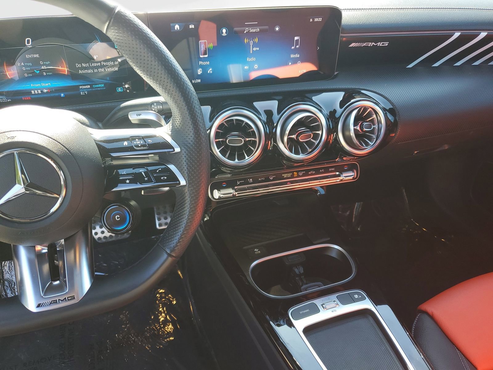 Used 2025 Mercedes-Benz CLA 35 AMG 4MATIC image 25