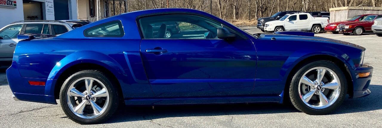 Used 2008 Ford Mustang GT image 4