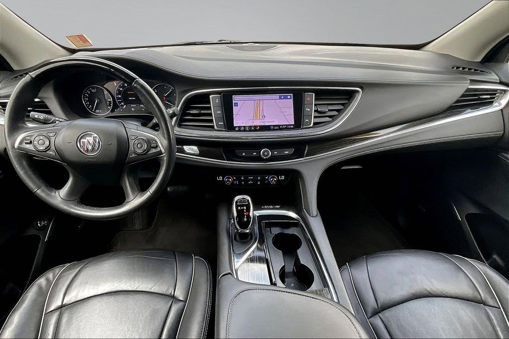 Used 2020 Buick Enclave Avenir w/ Avenir Technology Package AWD/4WD image 8