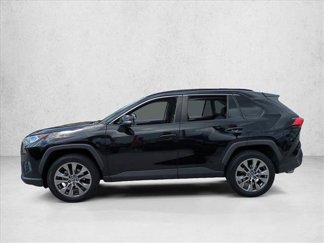 Used 2020 Toyota RAV4 XLE Premium FWD image 9