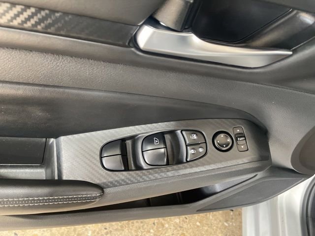 Used 2024 Nissan Altima 2.5 SV image 14