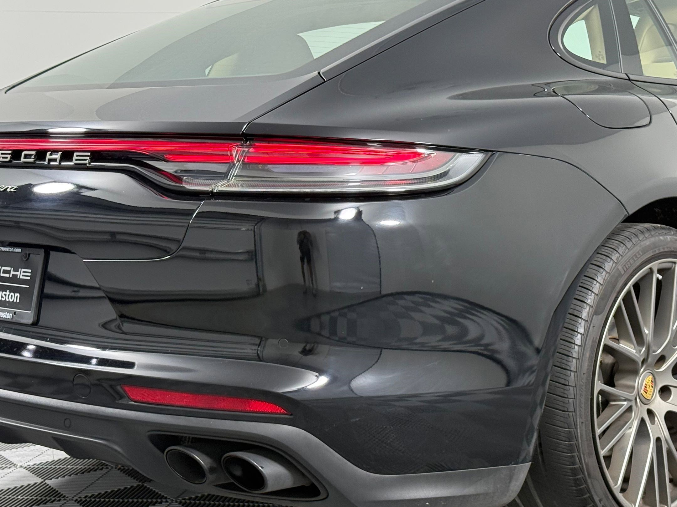 Used 2023 Porsche Panamera Platinum Edition image 13