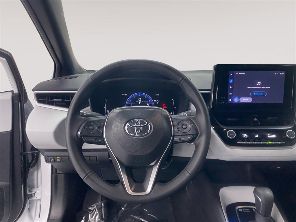 Used 2026 Toyota Corolla SE image 12