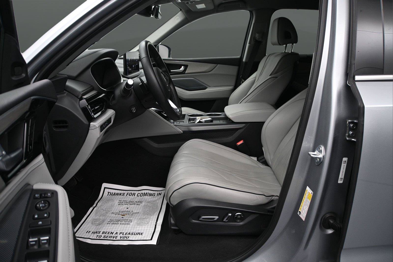 Certified 2026 Acura MDX w/ Advance Package AWD/4WD image 8