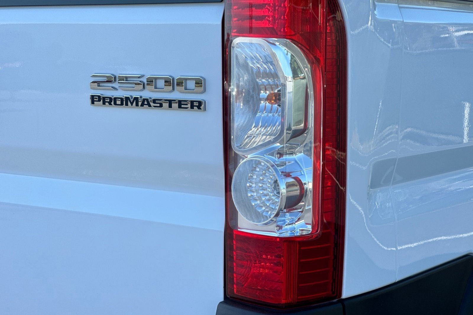 Used 2023 RAM ProMaster 2500 image 13