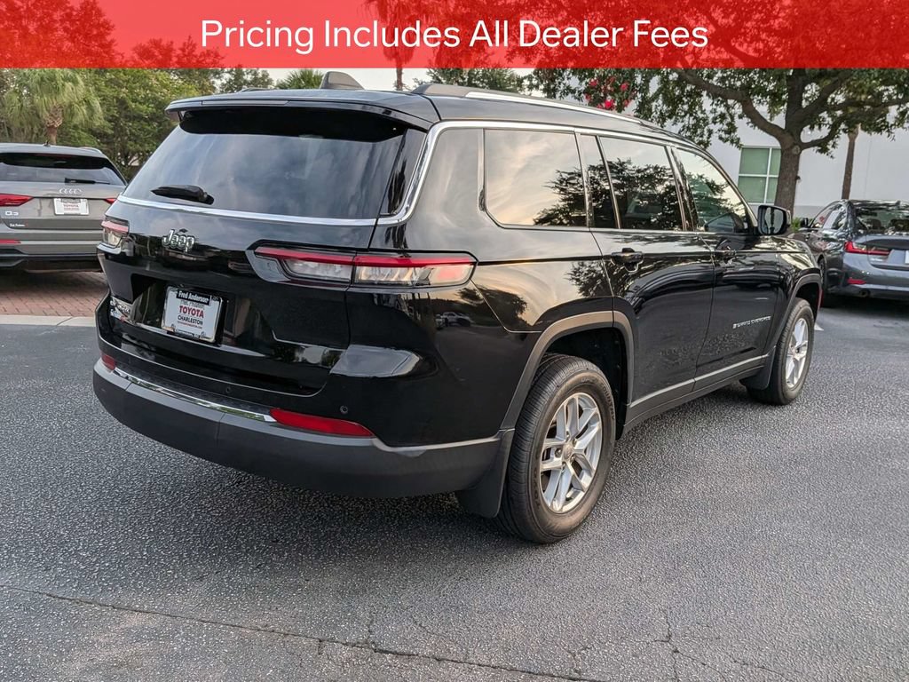 Used 2022 Jeep Grand Cherokee L Laredo w/ Luxury Tech Group I AWD/4WD image 4