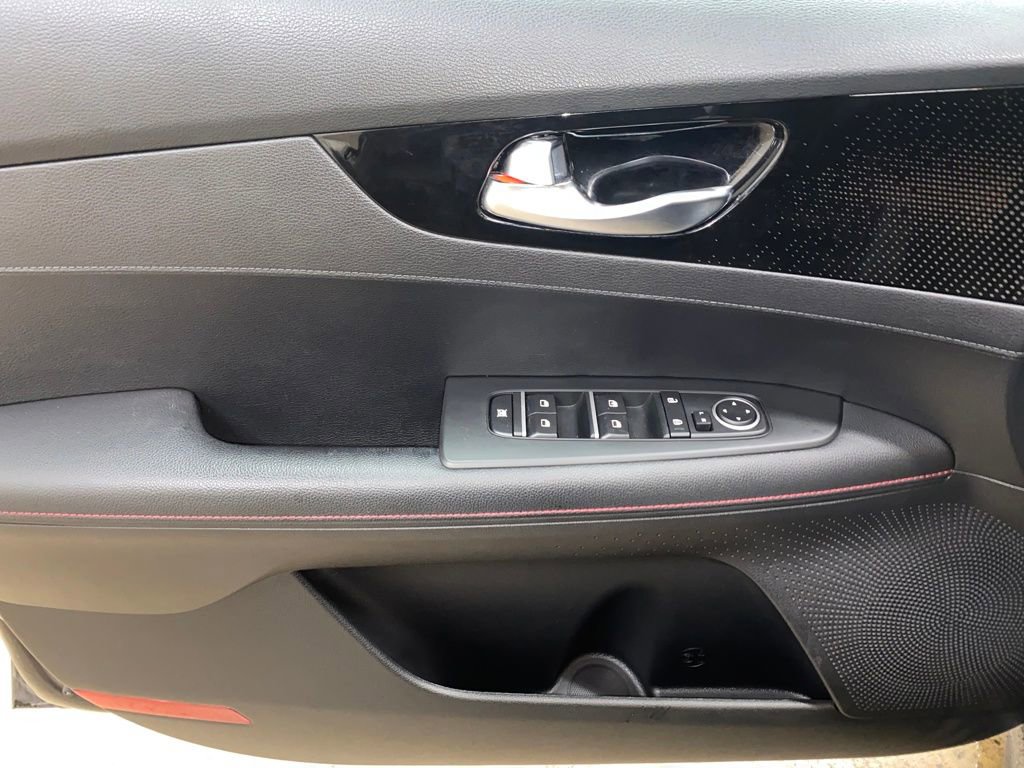 Used 2022 Kia Forte GT w/ GT Technology Package image 29