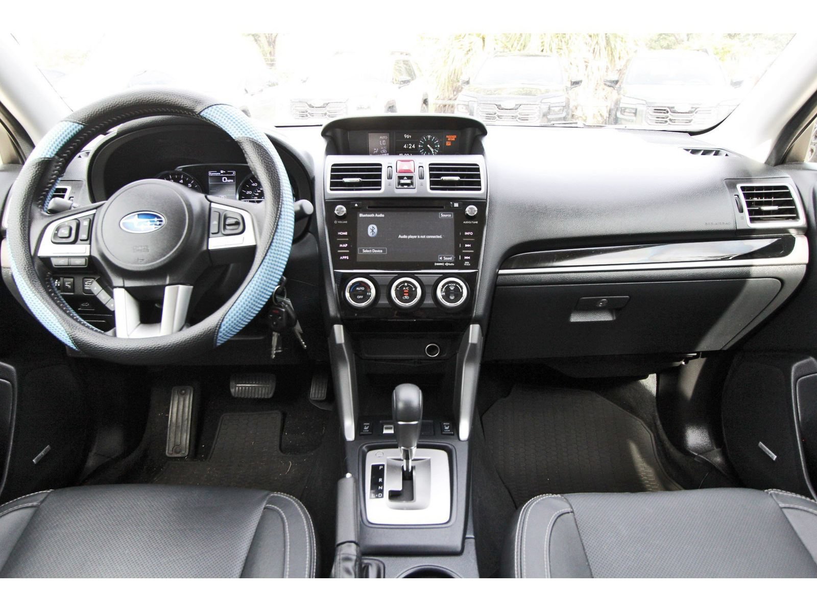 Used 2017 Subaru Forester 2.5i Limited AWD/4WD image 9