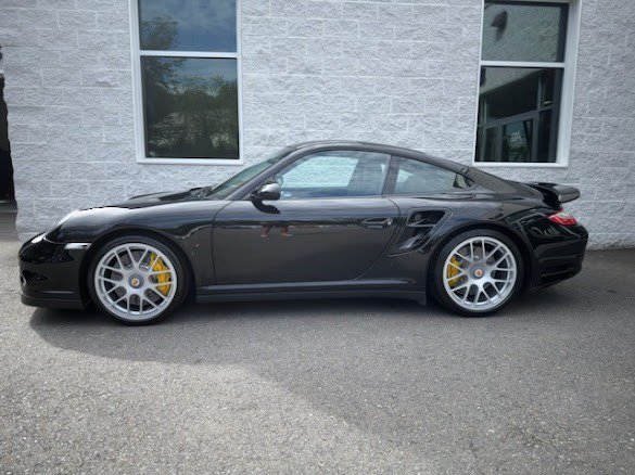 Used 2012 Porsche 911 Turbo S AWD/4WD image 4