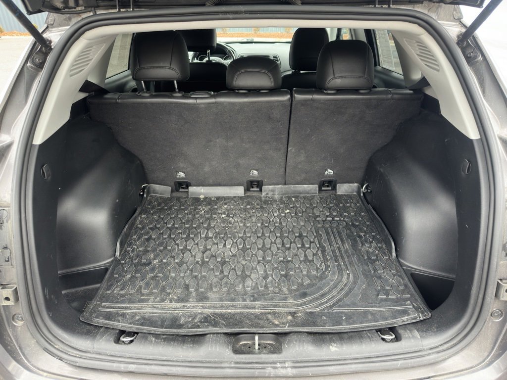 Used 2020 Jeep Compass Latitude image 23