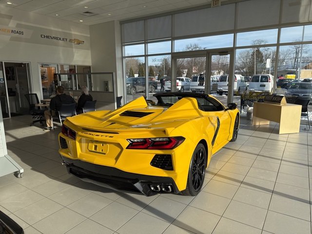 New 2026 Chevrolet Corvette Stingray video 2