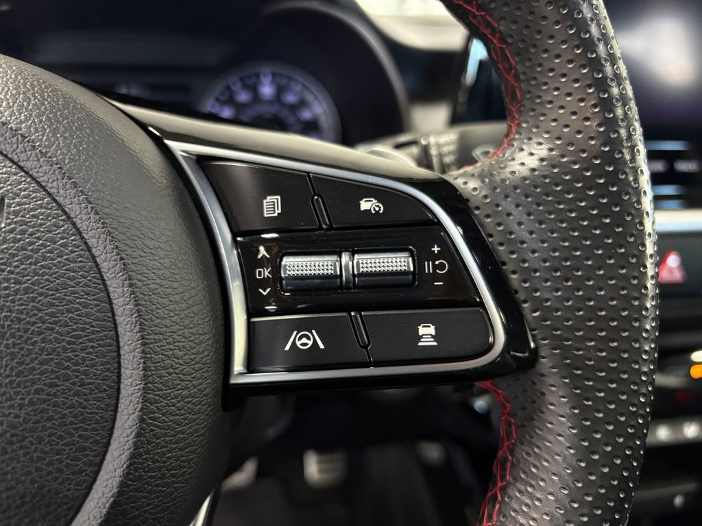 Used 2023 Kia Forte GT w/ GT2 Package image 23