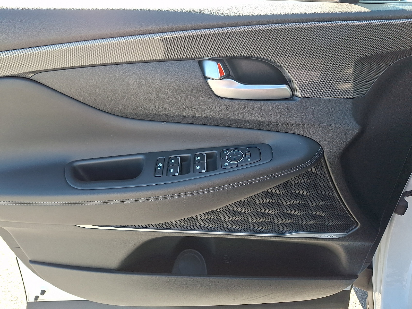 Certified 2023 Hyundai Santa Fe SEL Premium AWD/4WD image 13
