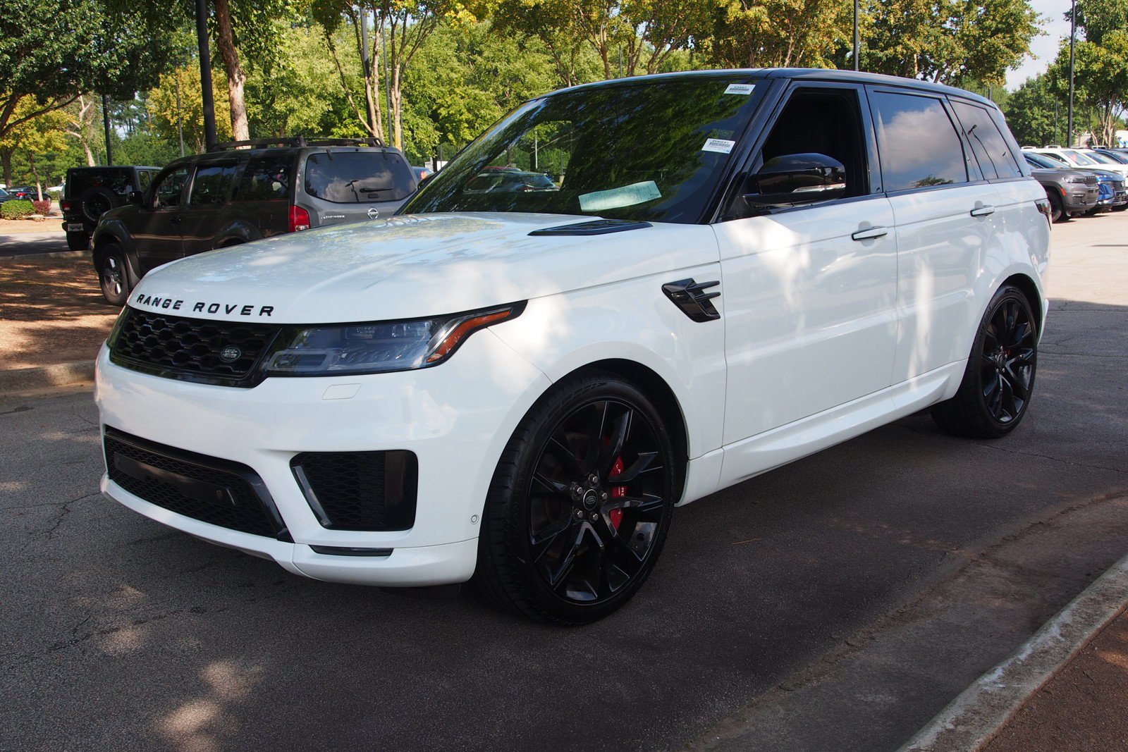 Used 2022 Land Rover Range Rover Sport HST AWD/4WD image 3