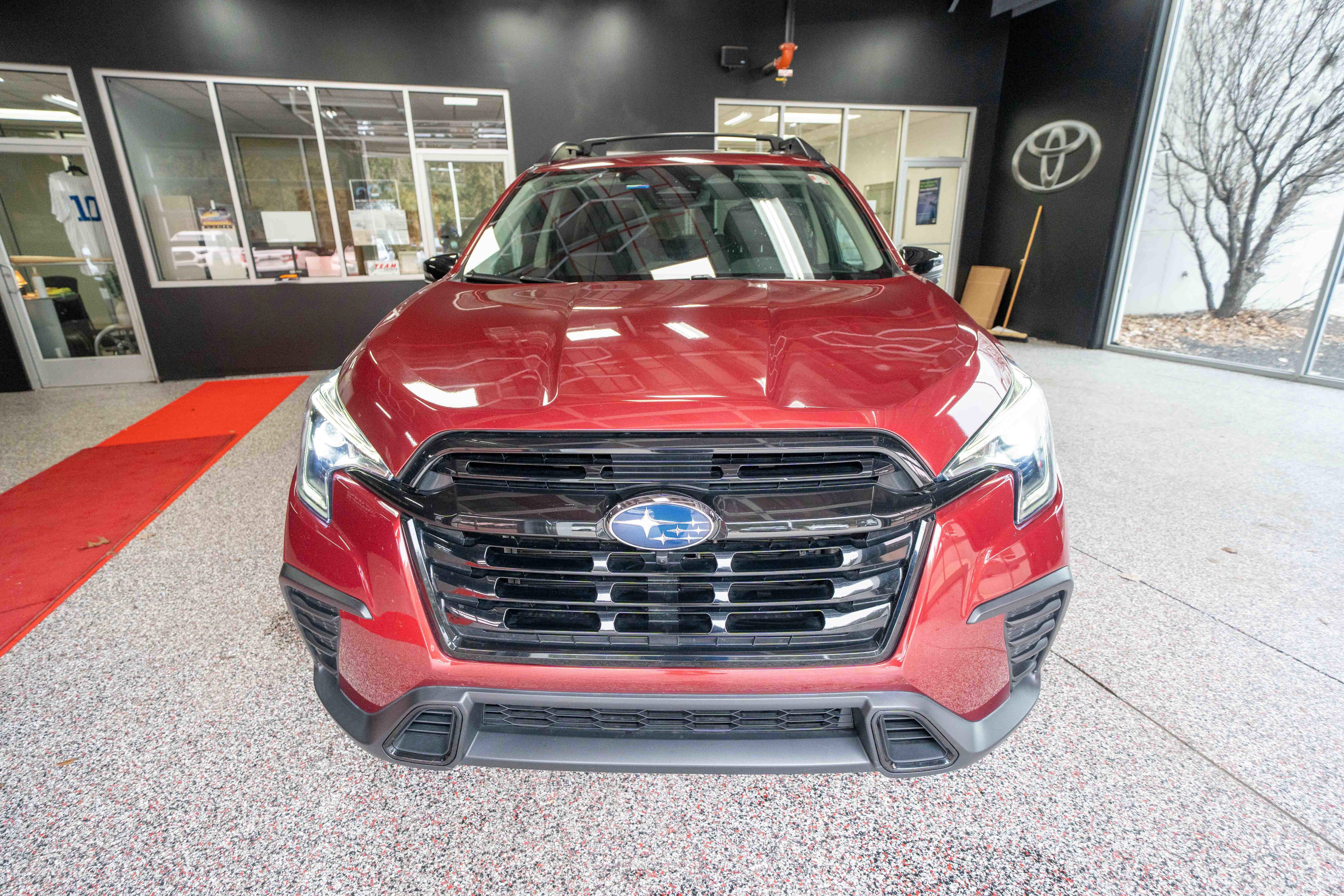 Used 2023 Subaru Ascent Onyx Edition Limited image 6