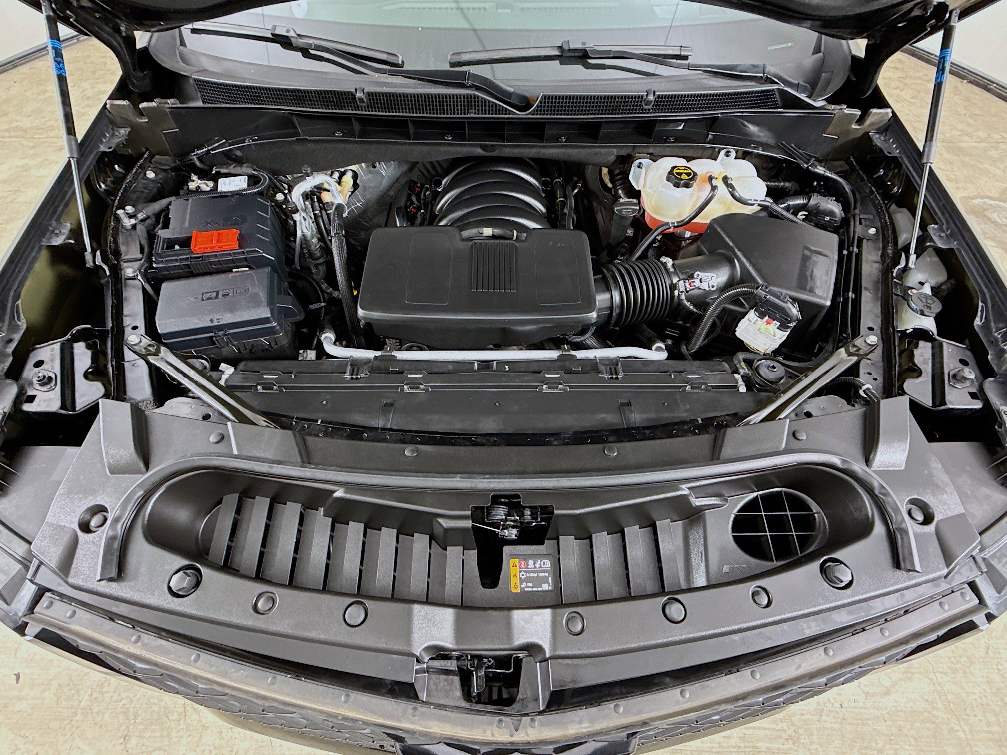 Used 2025 Cadillac Escalade Premium Luxury w/ Touring Package image 33