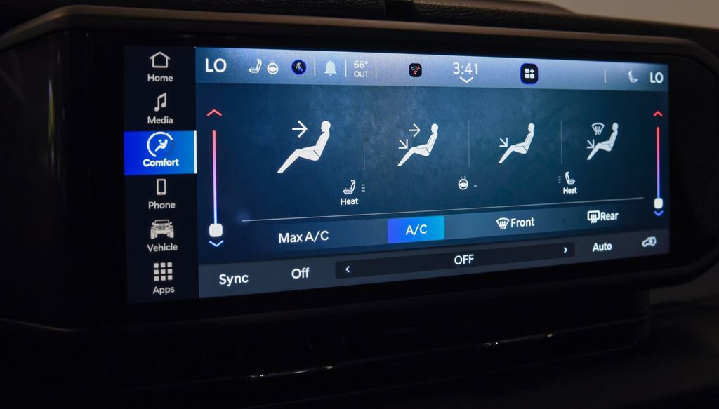Used 2024 Jeep Wrangler Unlimited AWD/4WD image 22