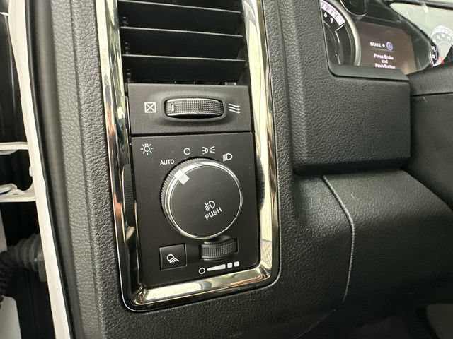 Certified 2018 RAM 2500 Laramie w/ Sport Appearance Group AWD/4WD image 24