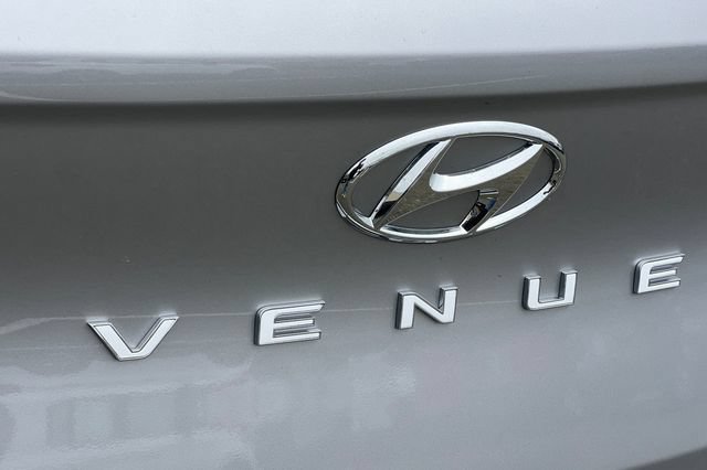 New 2026 Hyundai Venue SEL FWD image 8