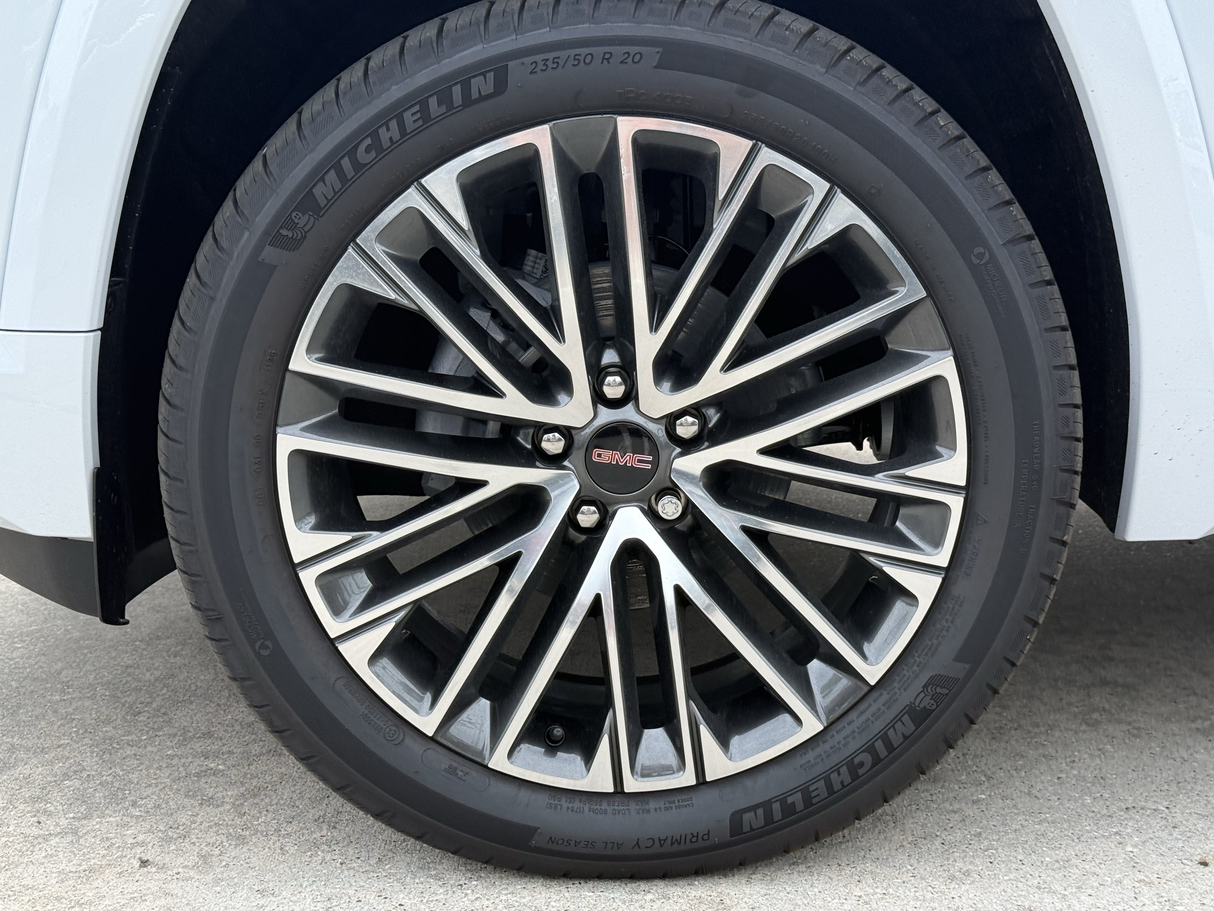 New 2026 GMC Terrain Denali w/ LPO, Floor Liner Package AWD/4WD image 9