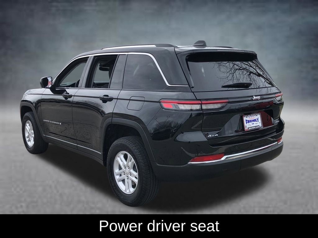 Used 2023 Jeep Grand Cherokee Laredo image 6