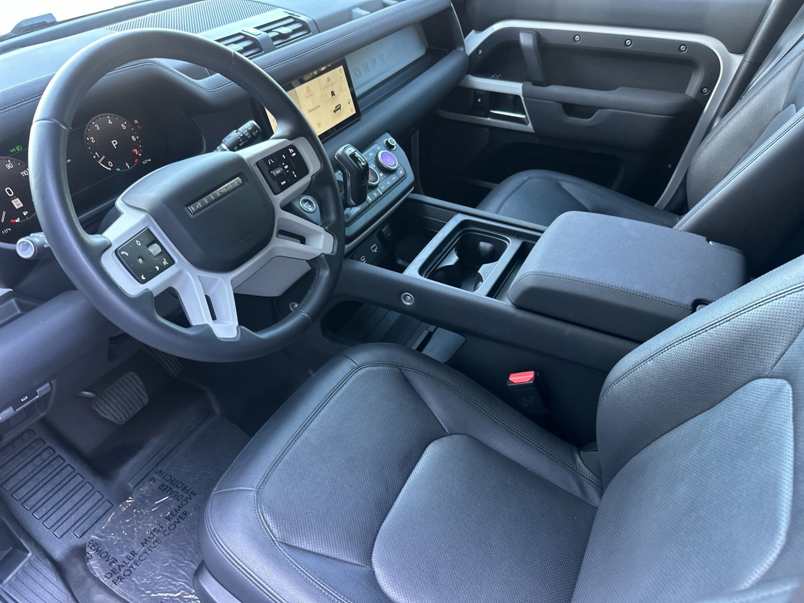Used 2023 Land Rover Defender 110 SE AWD/4WD image 10