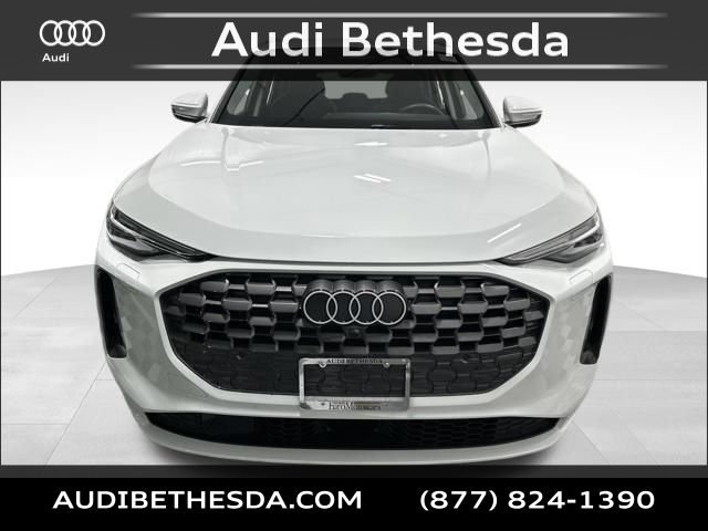 Certified 2025 Audi Q5 Premium Plus w/ Premium Plus AWD/4WD image 2