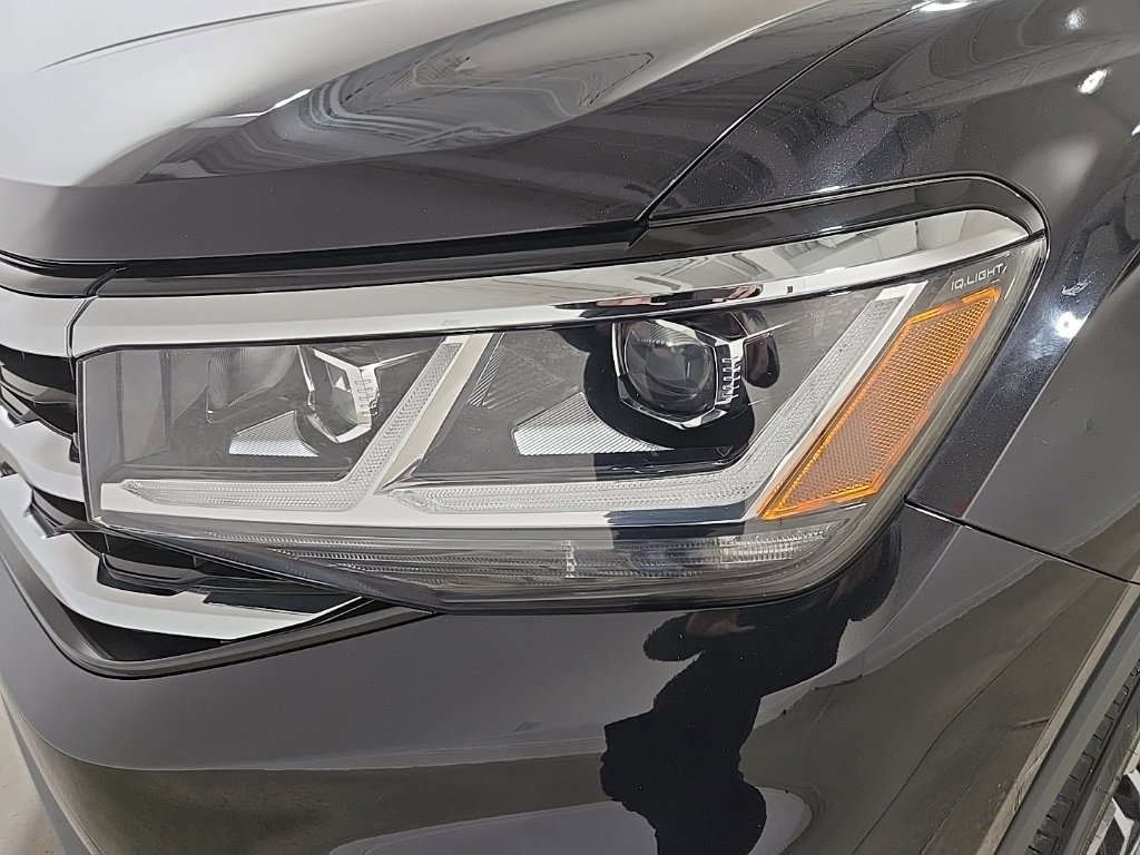 Used 2021 Volkswagen Atlas SEL R-Line image 23