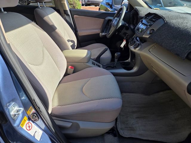 Used 2008 Toyota RAV4 2WD w/ 3rd Row image 16