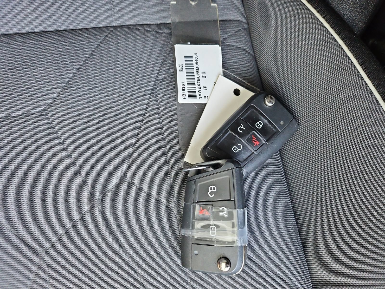 Used 2025 Volkswagen Jetta Sport FWD image 19